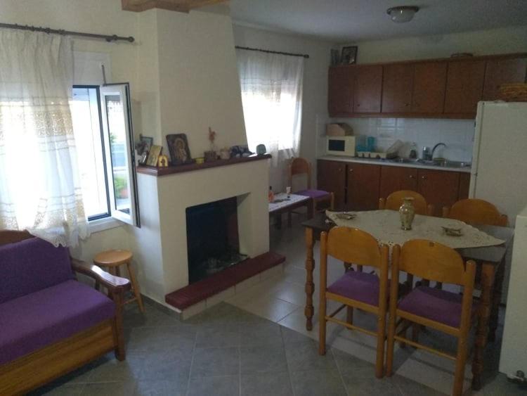 Σπίτι κοντά στη θάλασσα Διαμέρισμα Αίγιο Εξωτερικό φωτογραφία